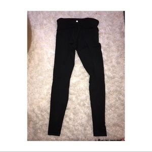 LuluLemon Wunder Under Black Leggings •Size 8•